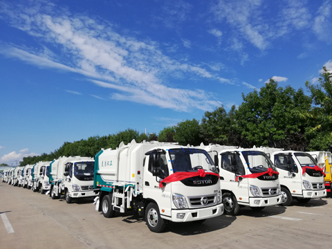 掛桶式垃圾清運車