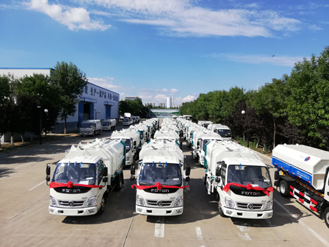 垃圾清運車
